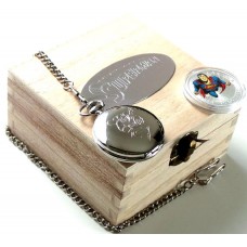 Superman Pocket Watch and Collectors Coin in Wooden Presentation Case Superman Pocket Watch and Collectors Coin in Wooden Presentation Case